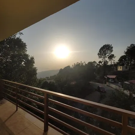11 Gaon Homestay Lansdowne Exterior photo