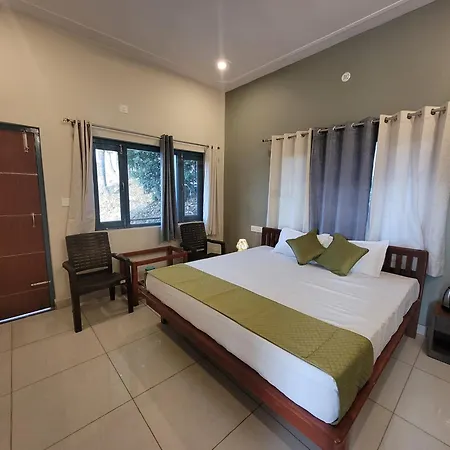 11 Gaon Homestay Lansdowne Exterior photo