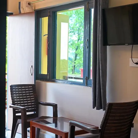 11 Gaon Homestay Lansdowne Exterior photo