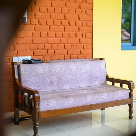 11 Gaon Homestay Lansdowne Exterior photo